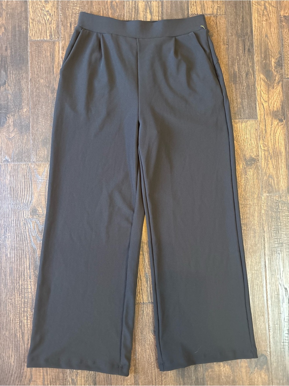 Halara High Waisted Body Sculpt Work Pants Med petite Waffle Material